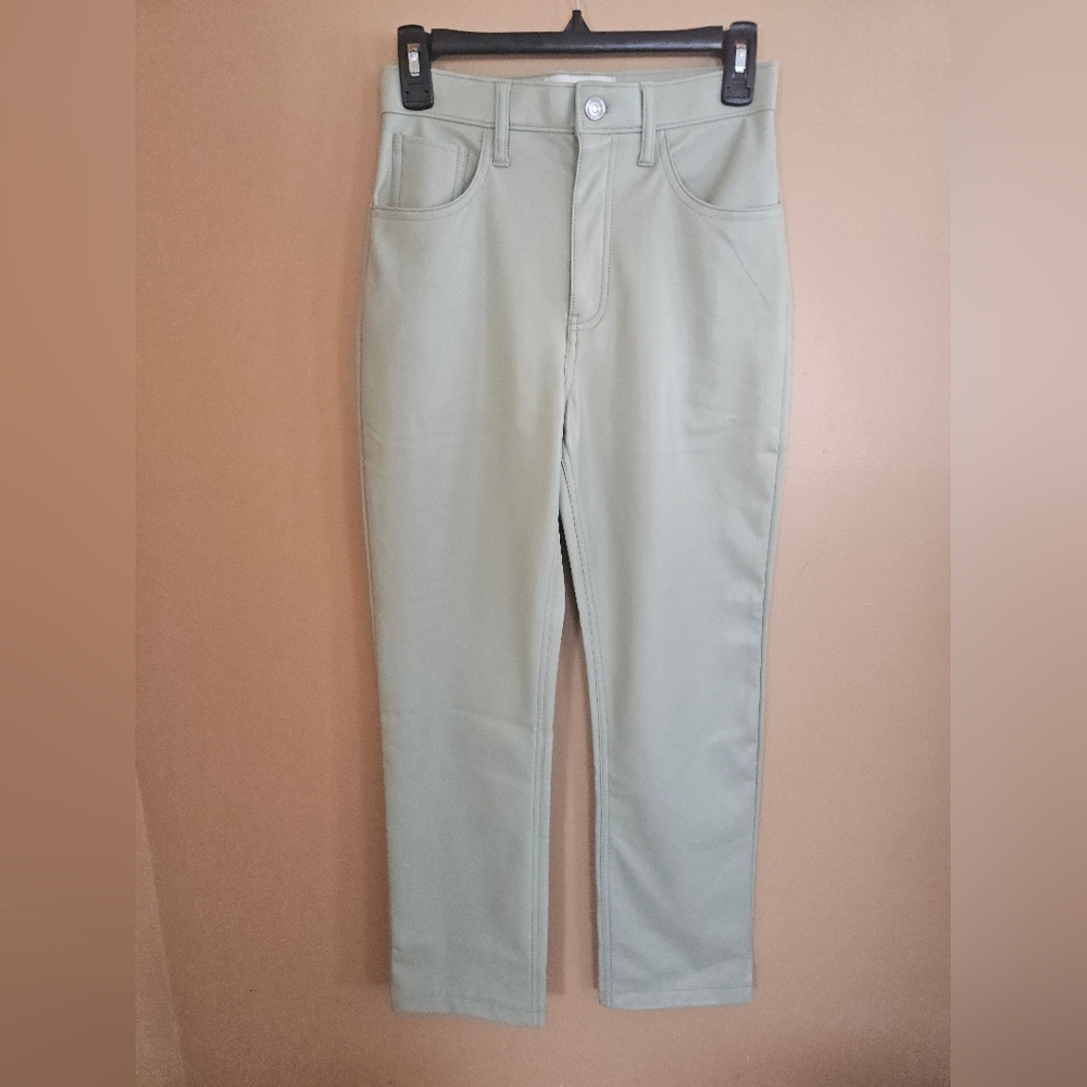 NWT Abercrombie & Fitch Sage Green Vegan Leather Pants Sz 26 Short